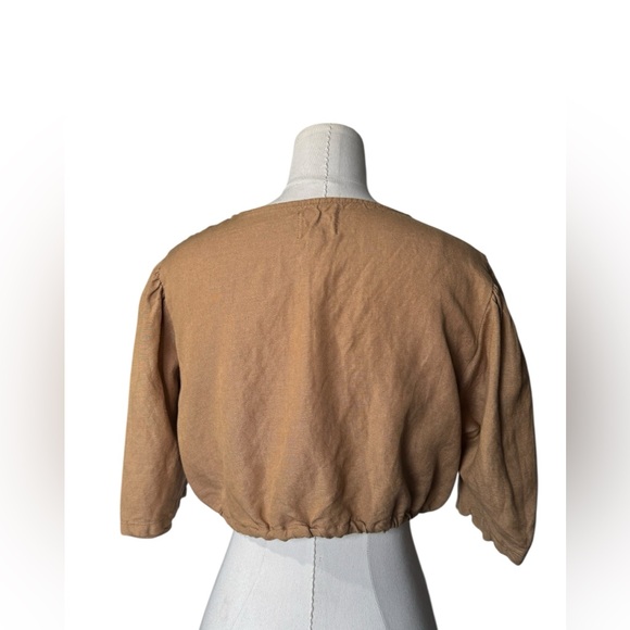 First Rite  Caramel Brown Crop  Blouse - Button Down - 100% Linen - Picture 4 of 7